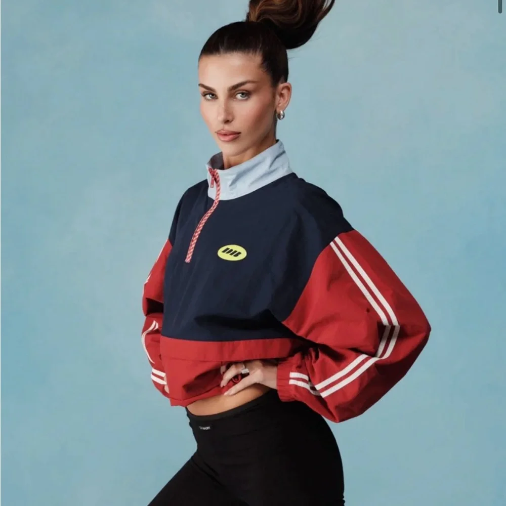 Women's Colorblock Pullover Jacket in Navy and Red - Picture 1 of 4